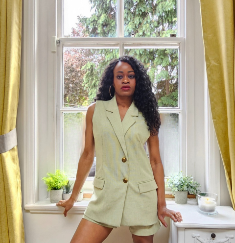 Sleeveless blazer and shorts online